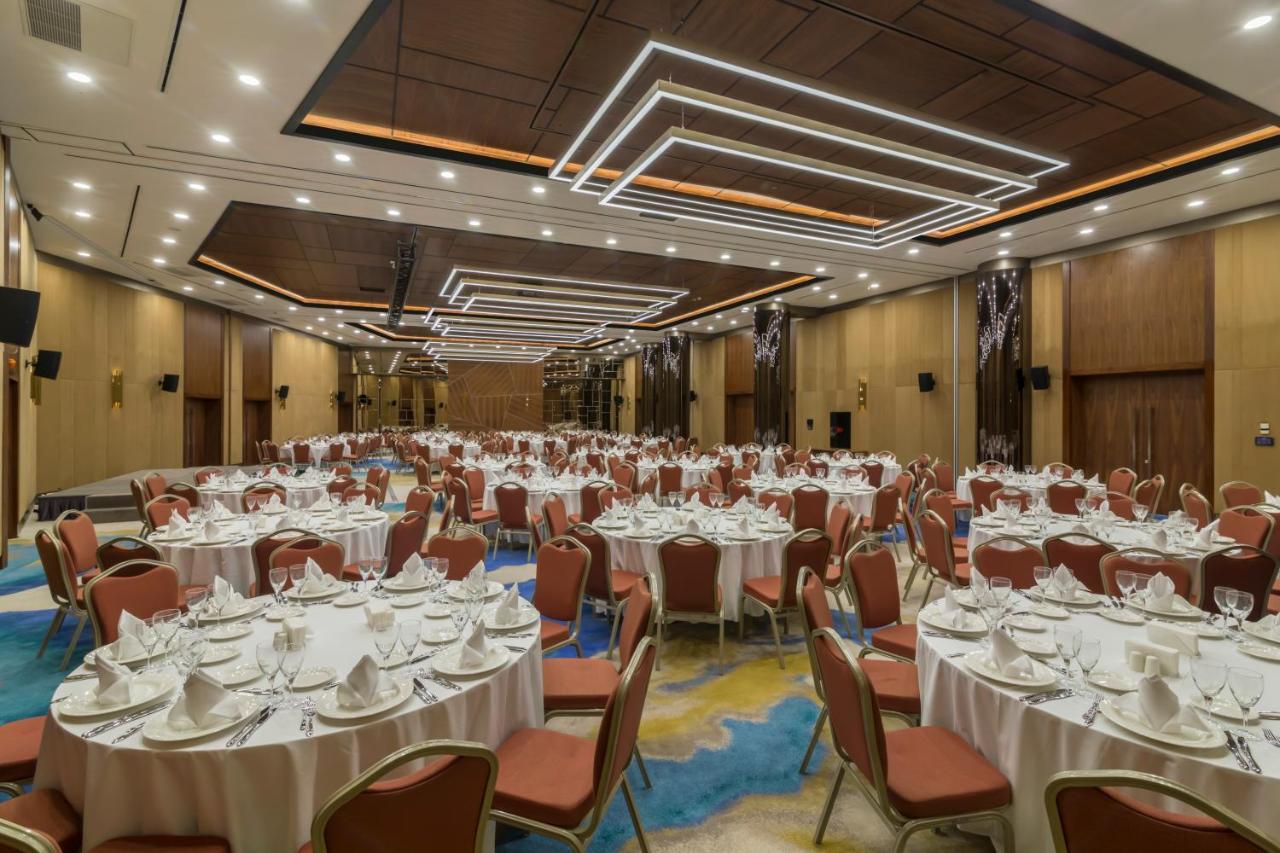 Crowne Plaza Cappadocia - Nevsehir By Ihg Hotel Buitenkant foto